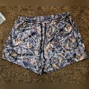 Womens Plus Size Camo Shorts Size XXL. New.